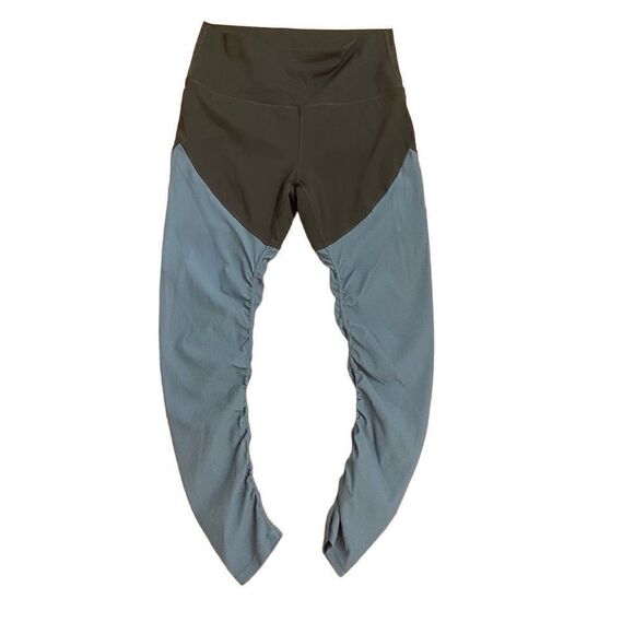 Zyia Storm Parallel Luxe High Rise Leggings Blue Ruched Ribbed Size 6-8 - Picture 1 of 6